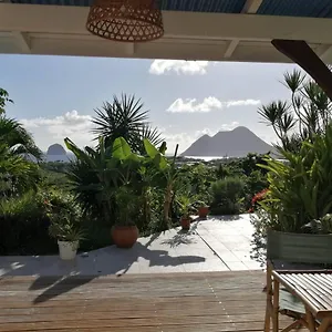 Vakantiehuis Ti Coin De Paradis Ylang Ylang